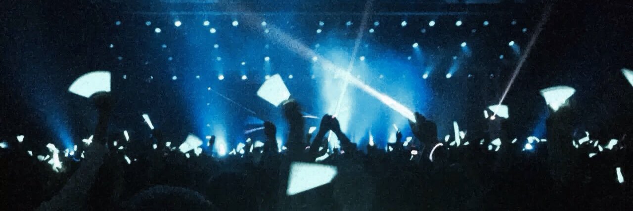 ー ✿b. banner