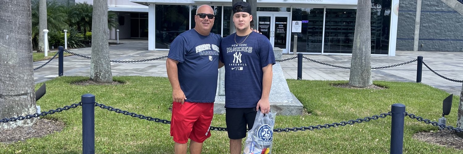 yankeesfan33's profile banner image