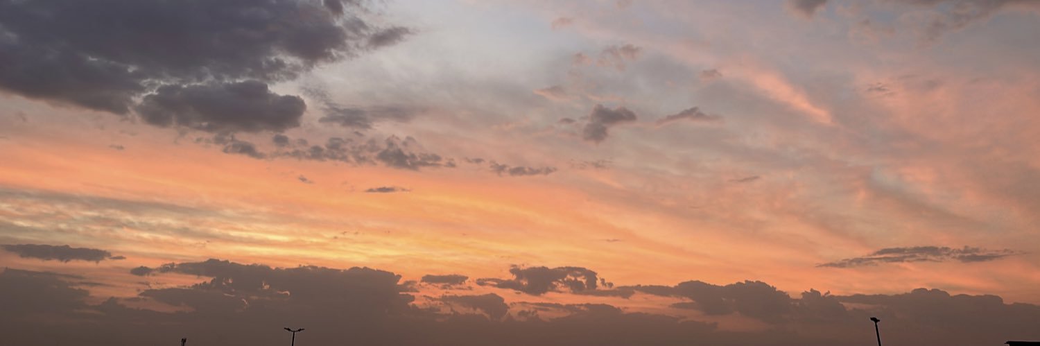 illusioun_'s profile banner image