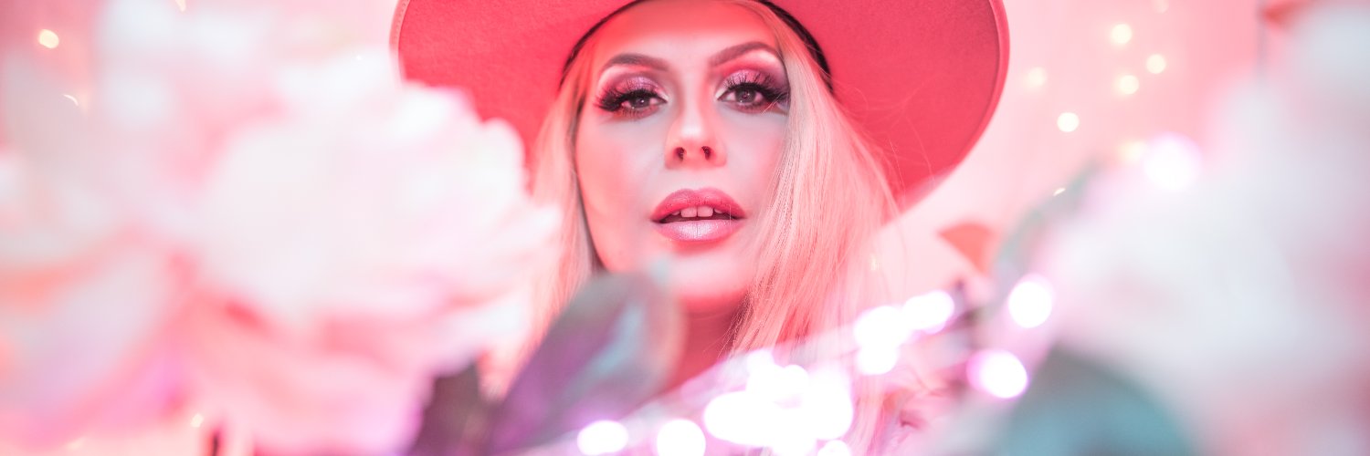 _MonicaMartini's profile banner image