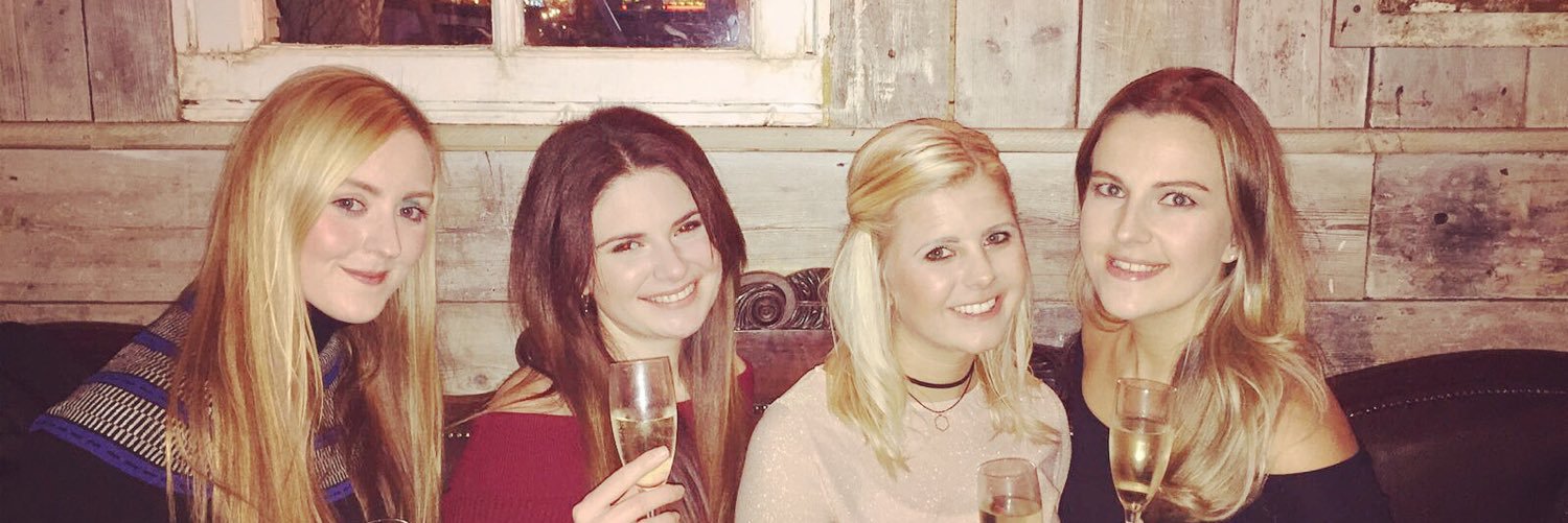 lauramack91's profile banner image