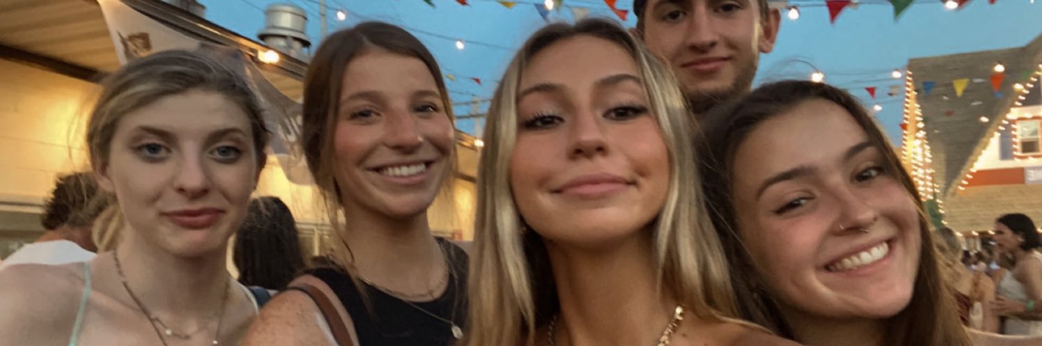 vmortega_'s profile banner image