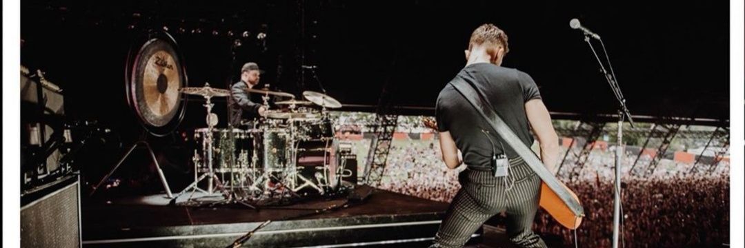 𝐭𝐨𝐦 banner