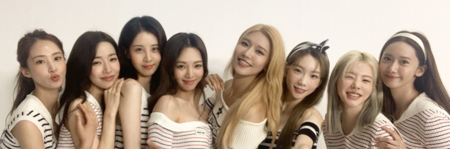 hyonyri's profile banner image