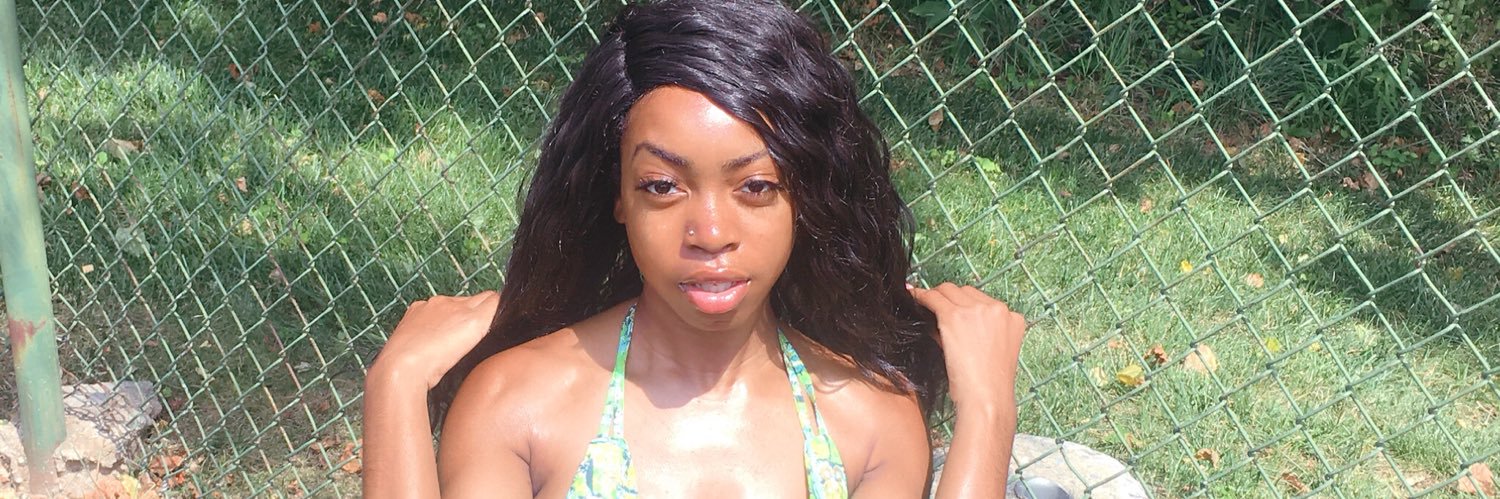 Young_Baduu's profile banner image
