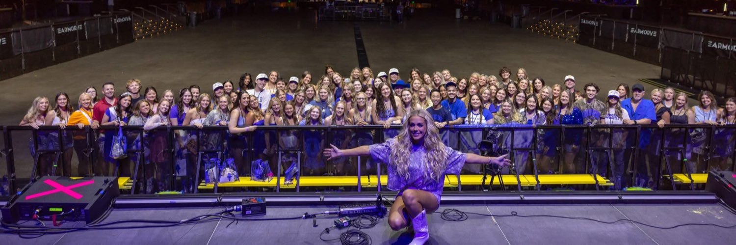 tay☁️🩷 banner