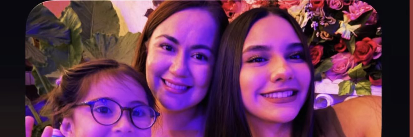 karinagcst's profile banner image