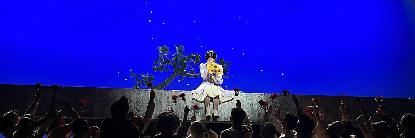 leomidoe's profile banner image