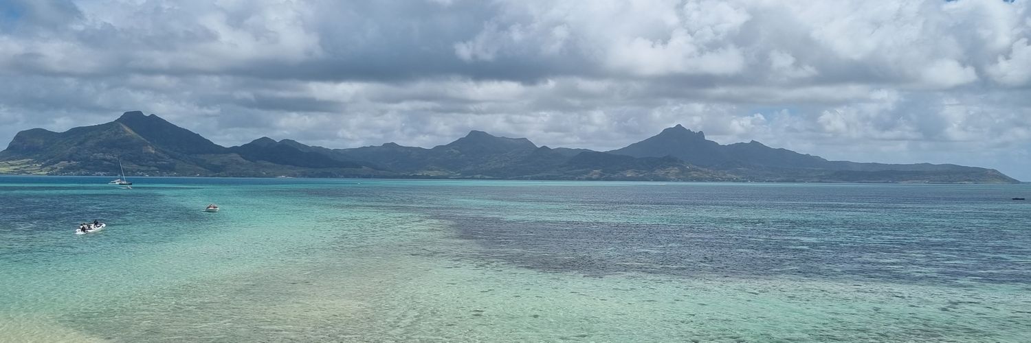 LolaKaln's profile banner image
