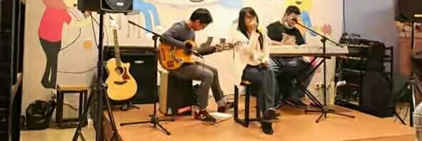Via_RenAi's profile banner image