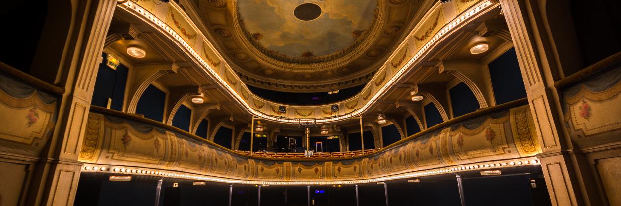 theatredevienne's profile banner image