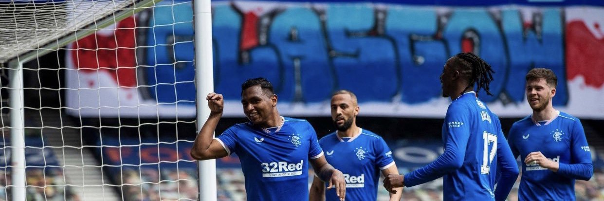 Wee b banner