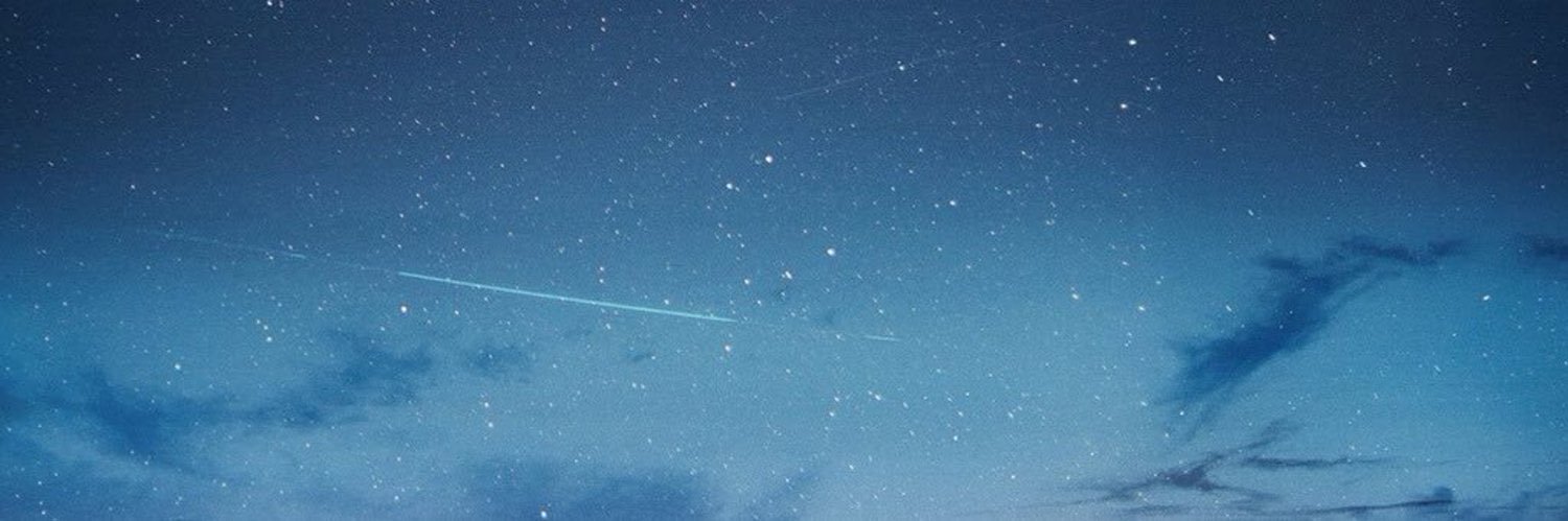 222juli's profile banner image
