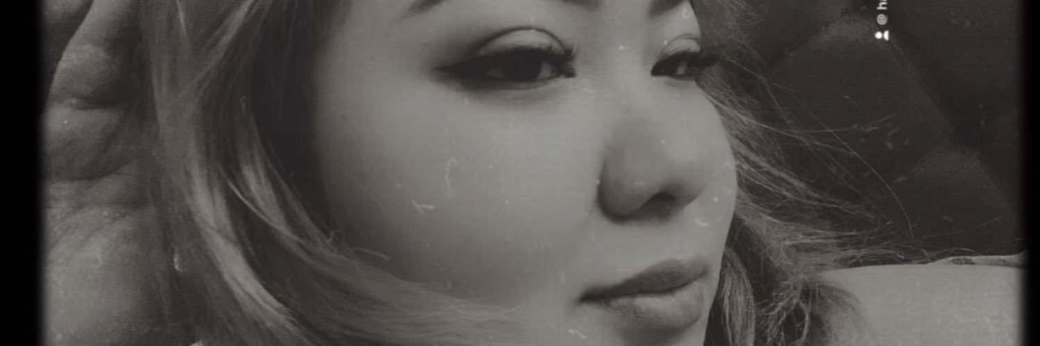 happymhille's profile banner image