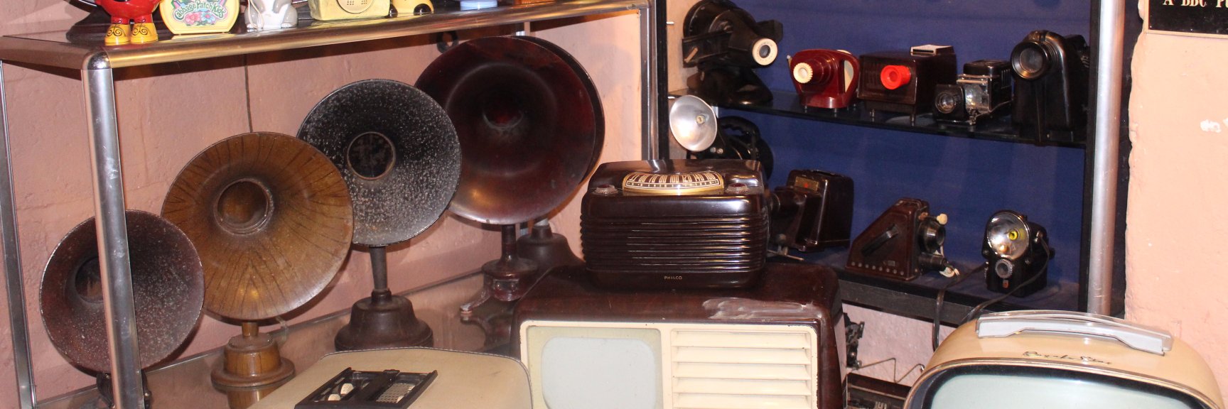 BakeliteMuseum's profile banner image