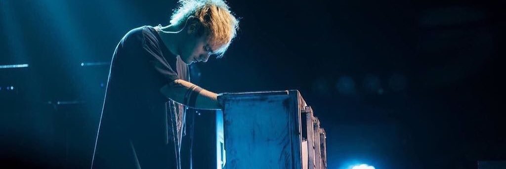 putoclifford's profile banner image