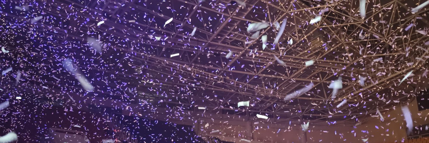 P_hodeng's profile banner image