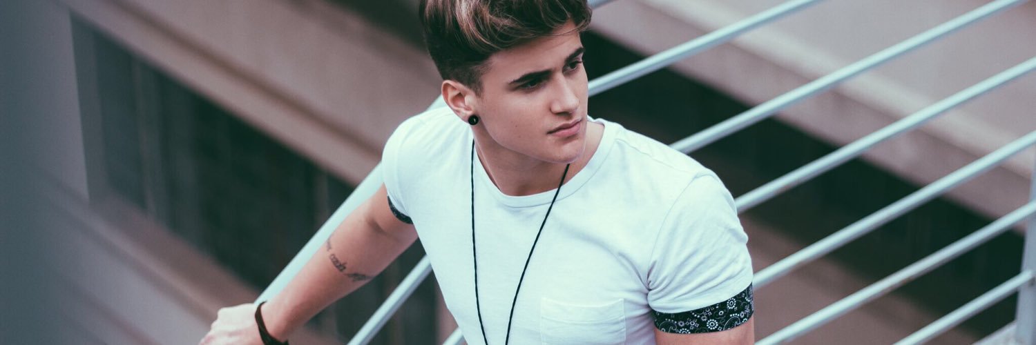 alexmapelioff's profile banner image