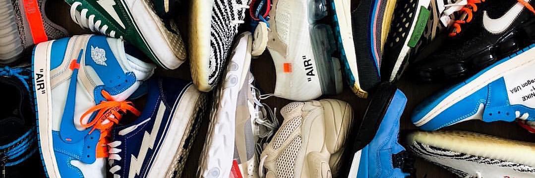 Off—White Jr banner