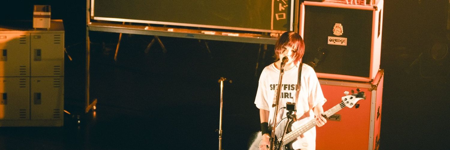 Re_Ntos's profile banner image