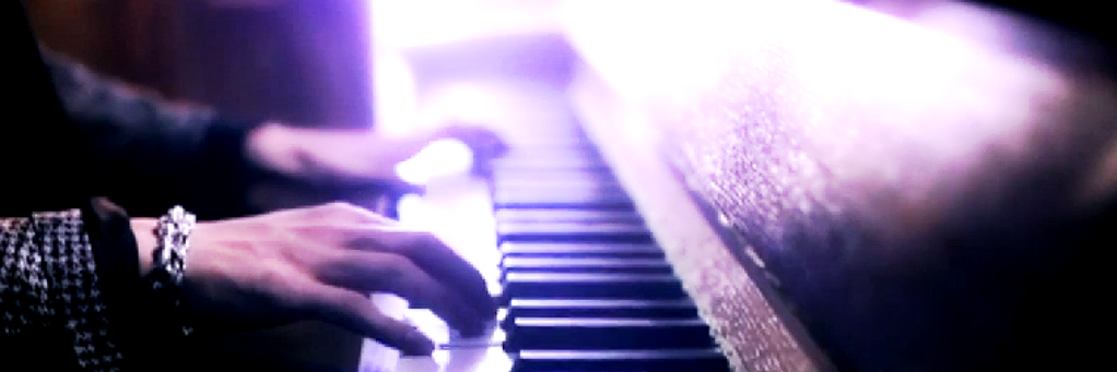 u_shiningstar's profile banner image