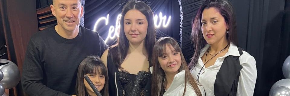 Cami_Pilonee's profile banner image