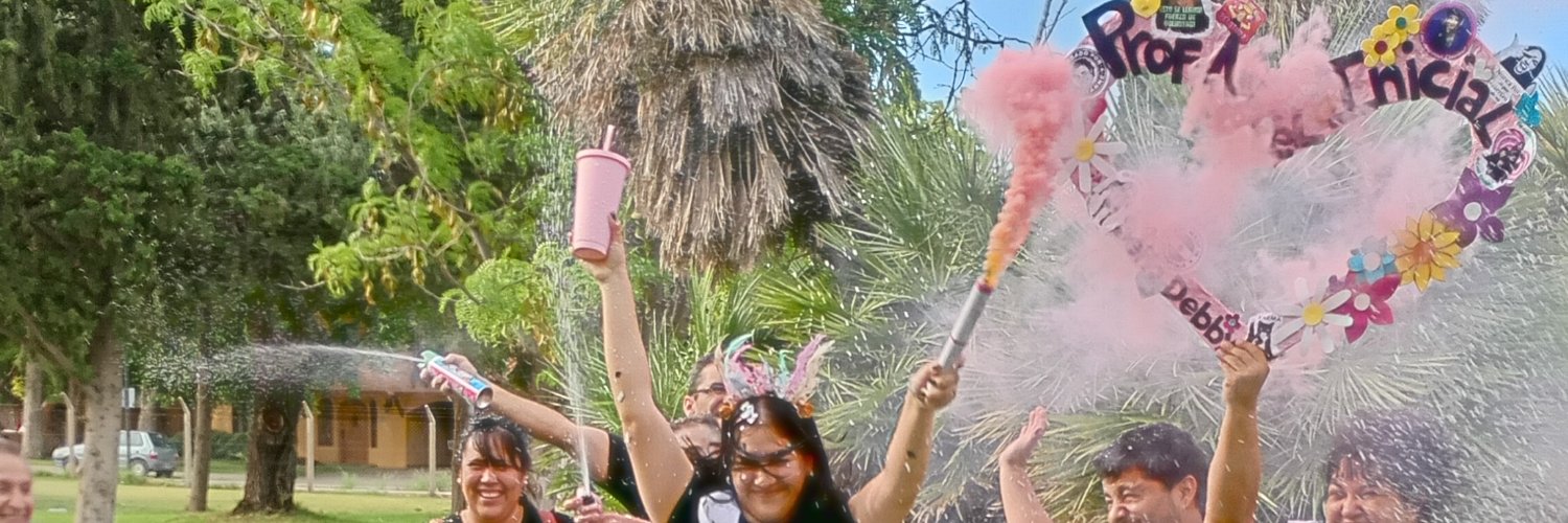 DebbsRios's profile banner image