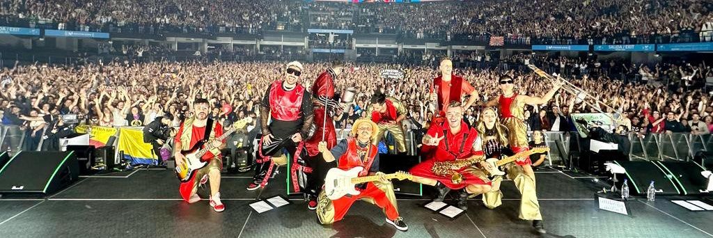 🟦 Camilo ⬜ banner