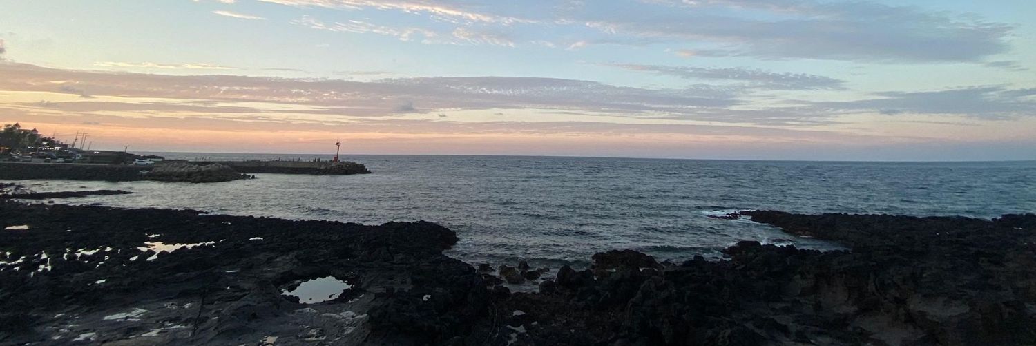 cnylj's profile banner image