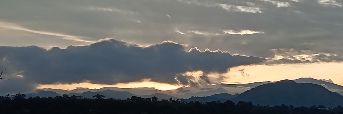 LeeidaValero's profile banner image