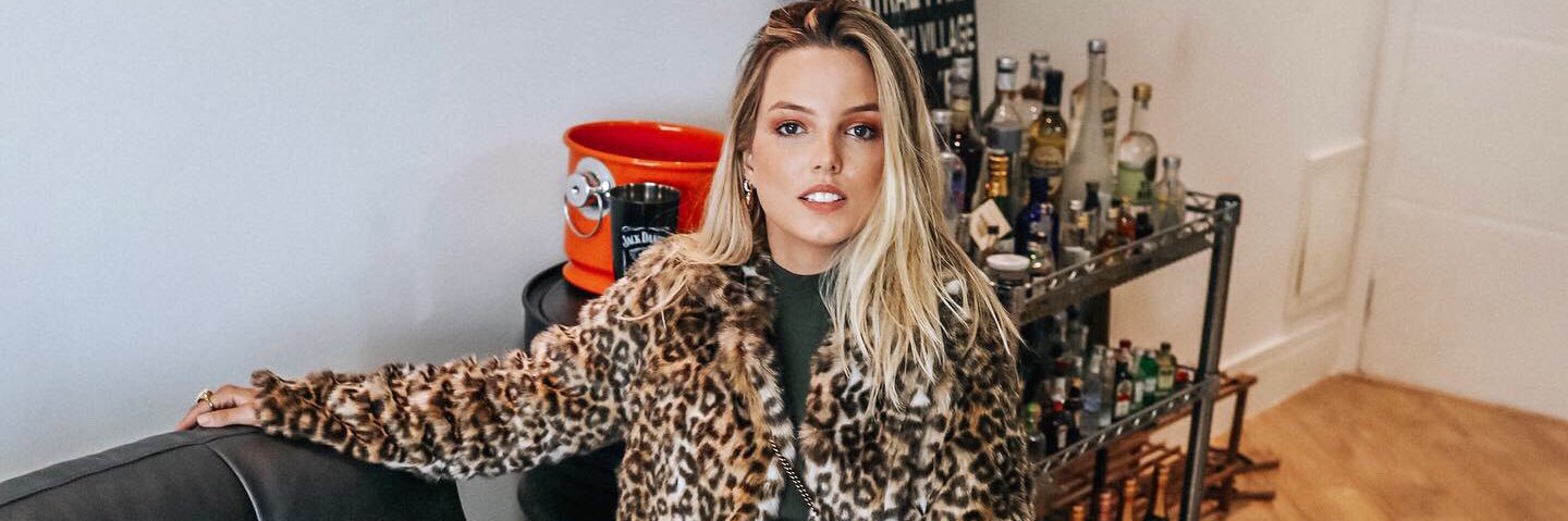 beatricets's profile banner image