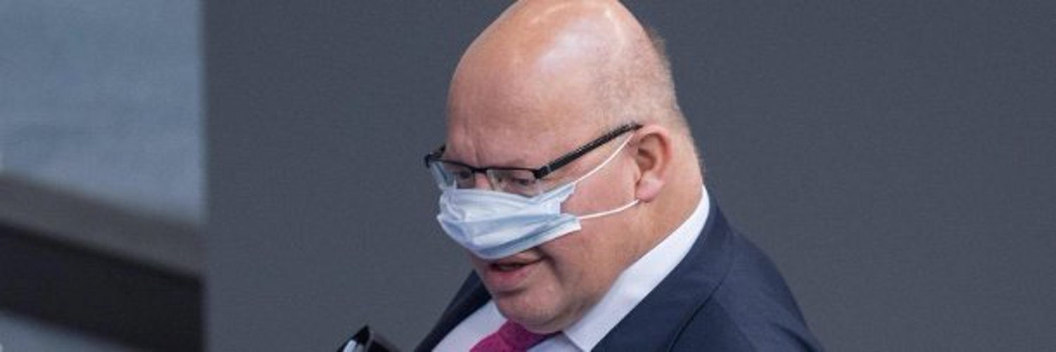 foogbaum's profile banner image