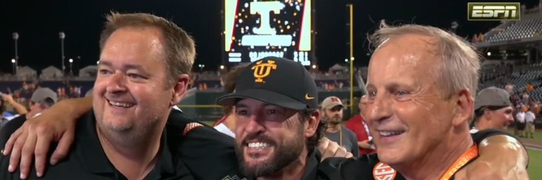 Ari_Gold1070's profile banner image