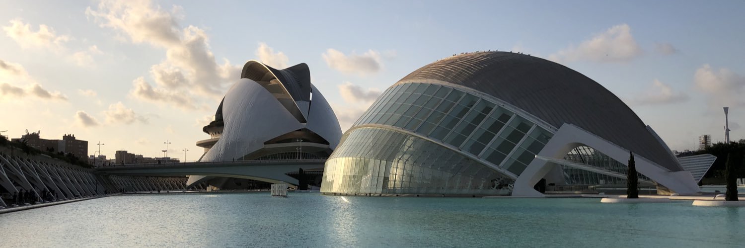 Wolf.K🐺🏳️‍🌈🎶🛫🌅🍽🥃 banner