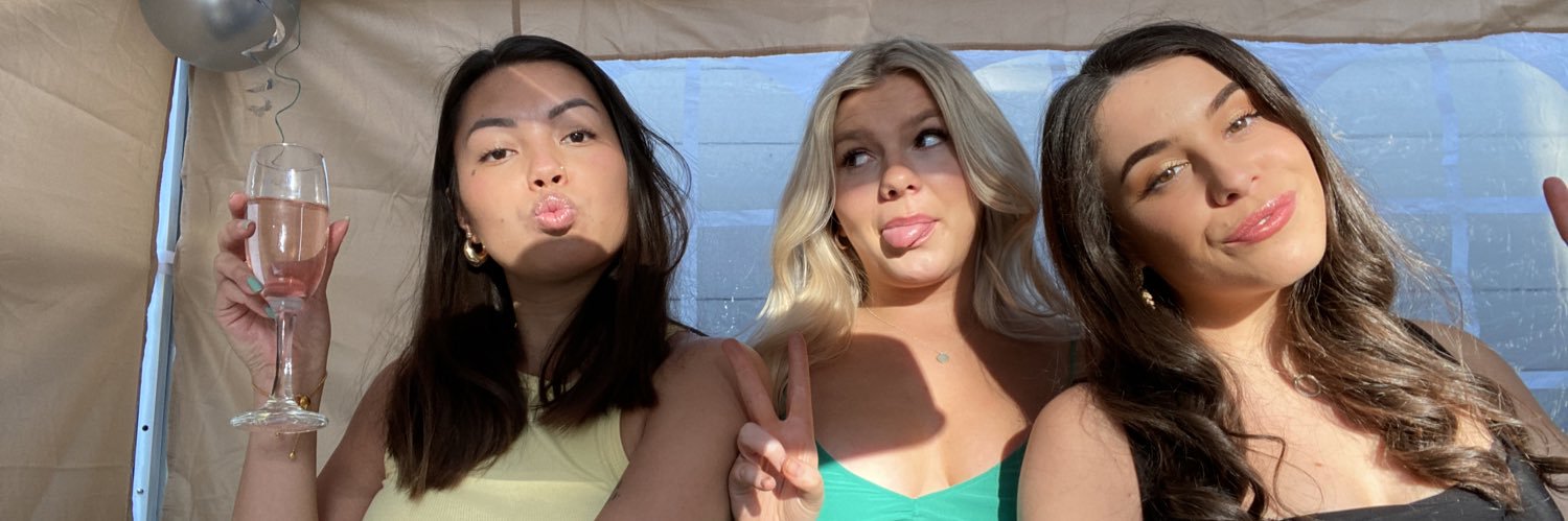 chessiebarrett's profile banner image