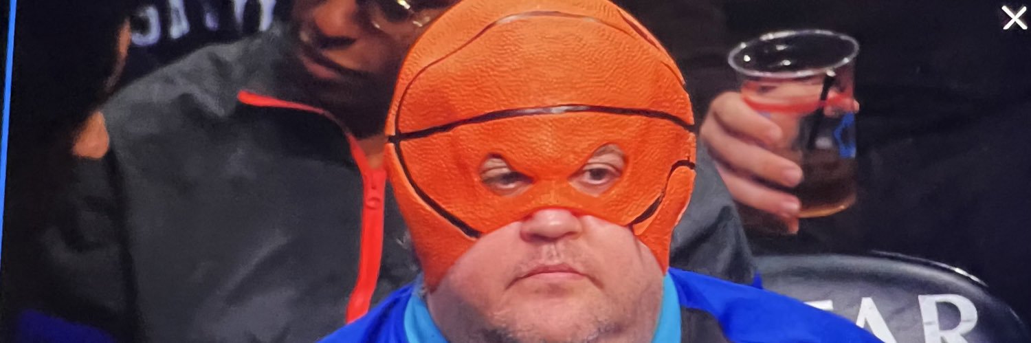 lrowww7's profile banner image