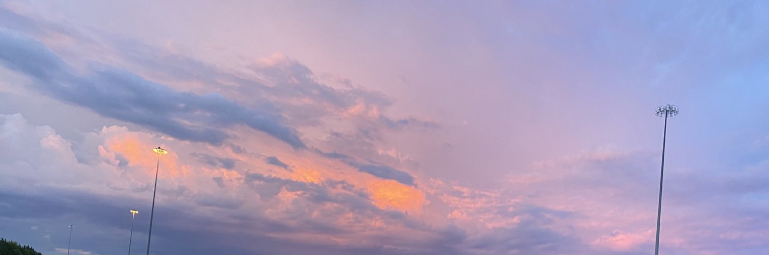 MaureennReaddyy's profile banner image