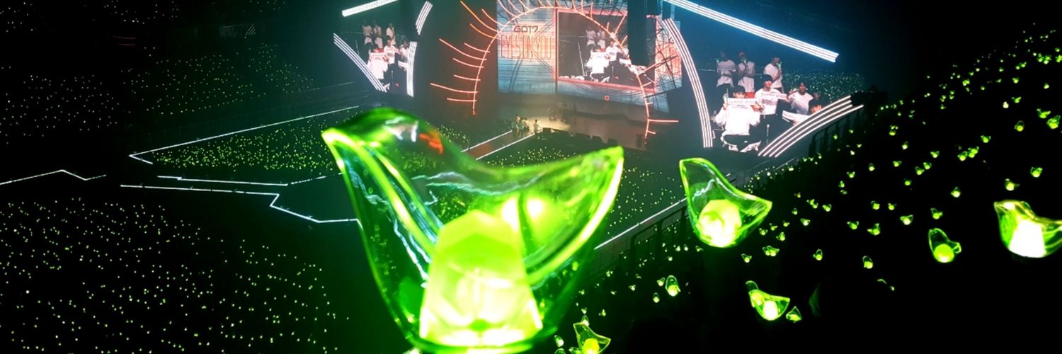 PPloyy_a's profile banner image