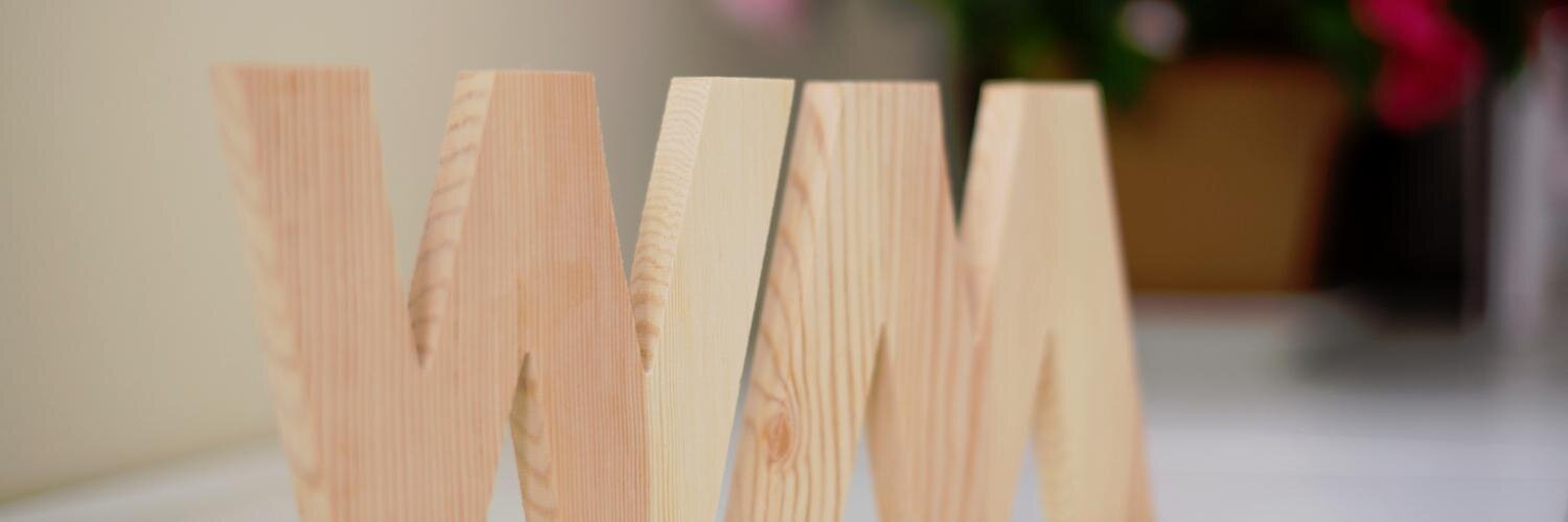 Twitter banner for @WideMKT