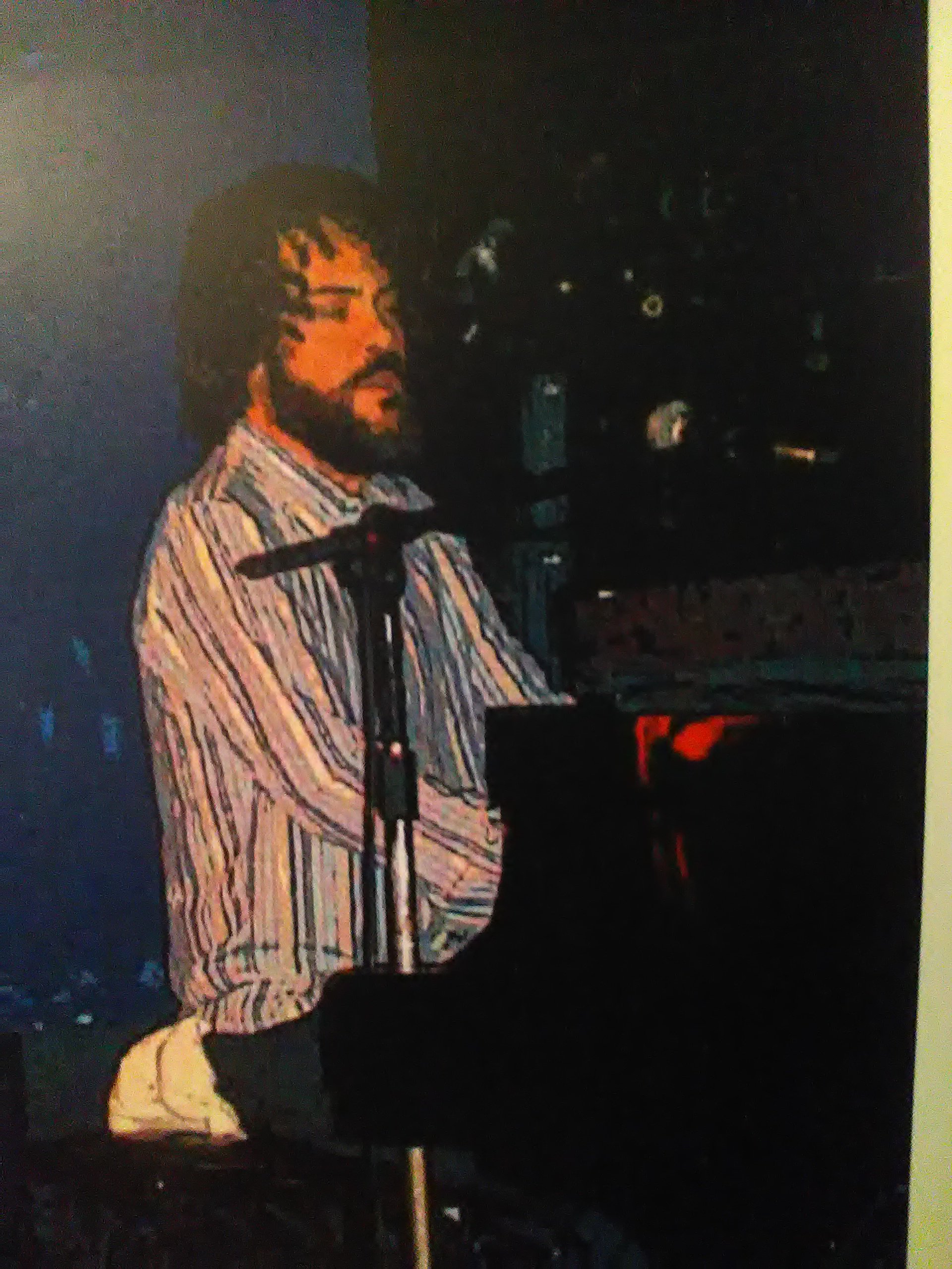 lealamounier's profile banner image