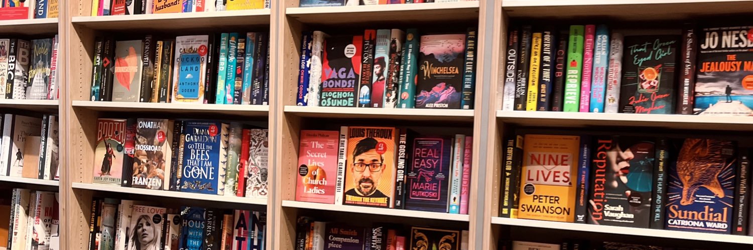 bookshelfofbee's profile banner image