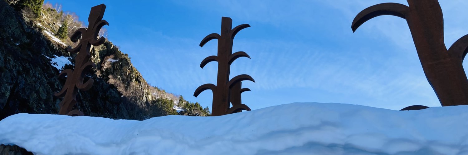 avalenve's profile banner image