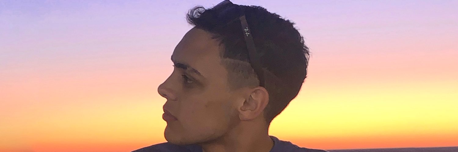 alvaroump_'s profile banner image