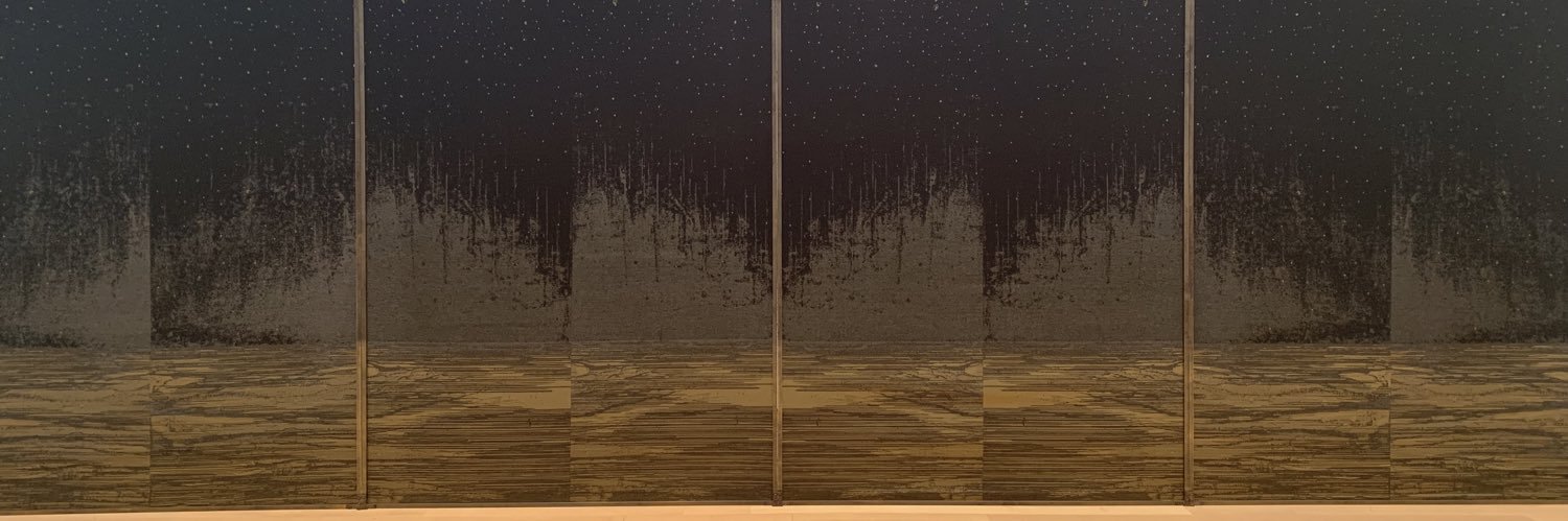 T D's banner