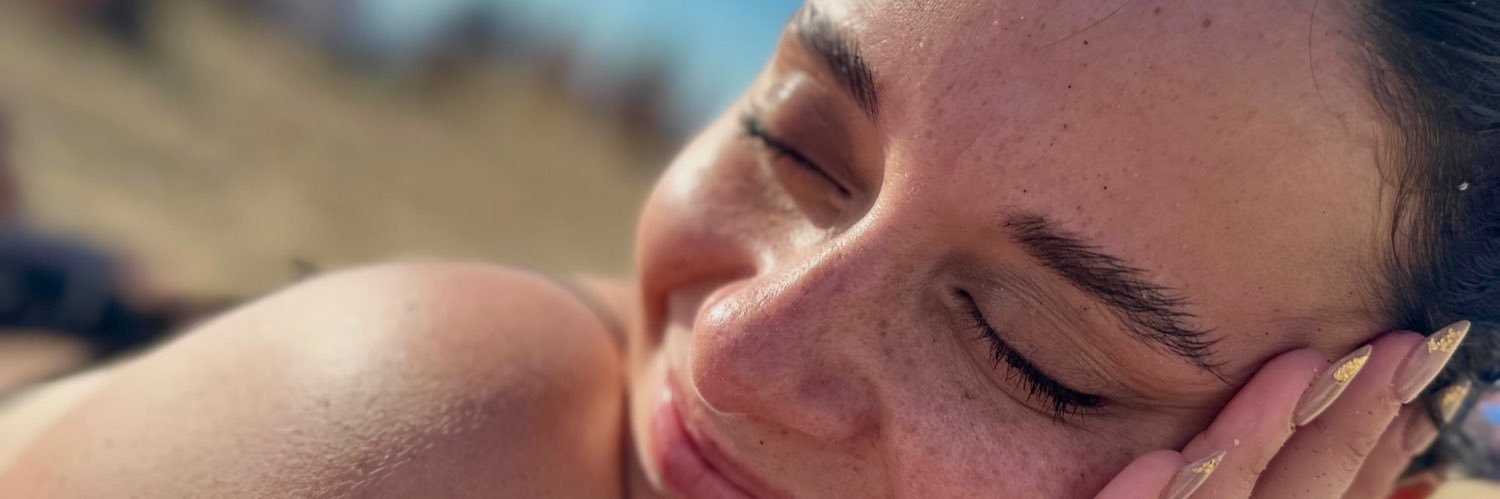 Rocio_Pe7's profile banner image