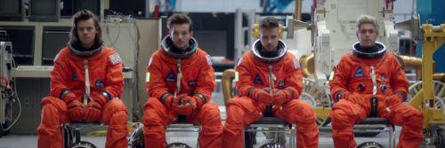 nouisright's profile banner image