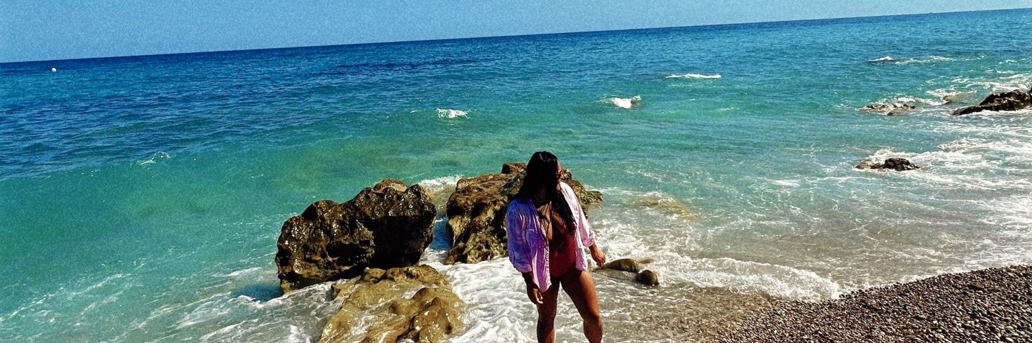 Cami ✨ banner