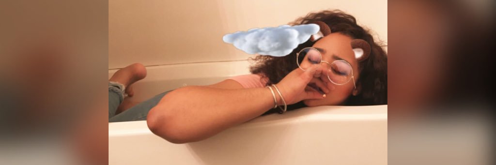 yasmenej's profile banner image