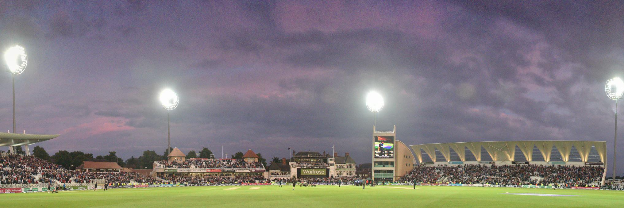 Simon Trafford 🏏📷 banner