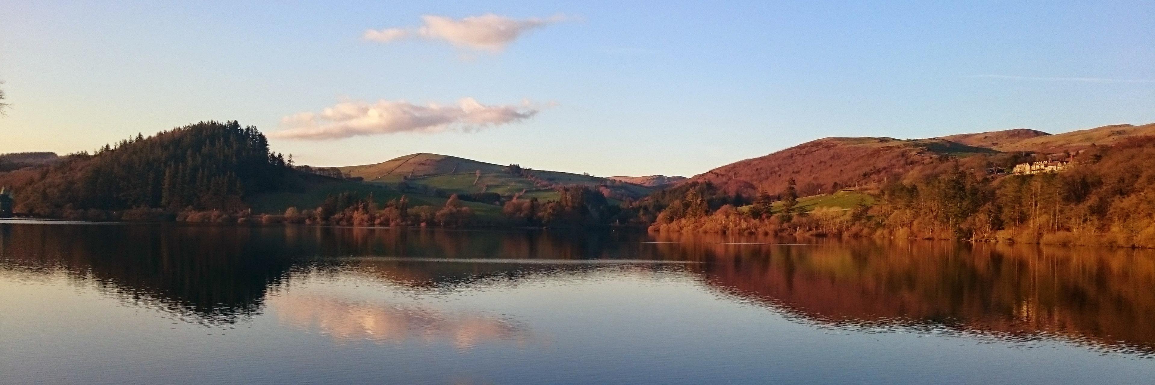HelloYvie's profile banner image